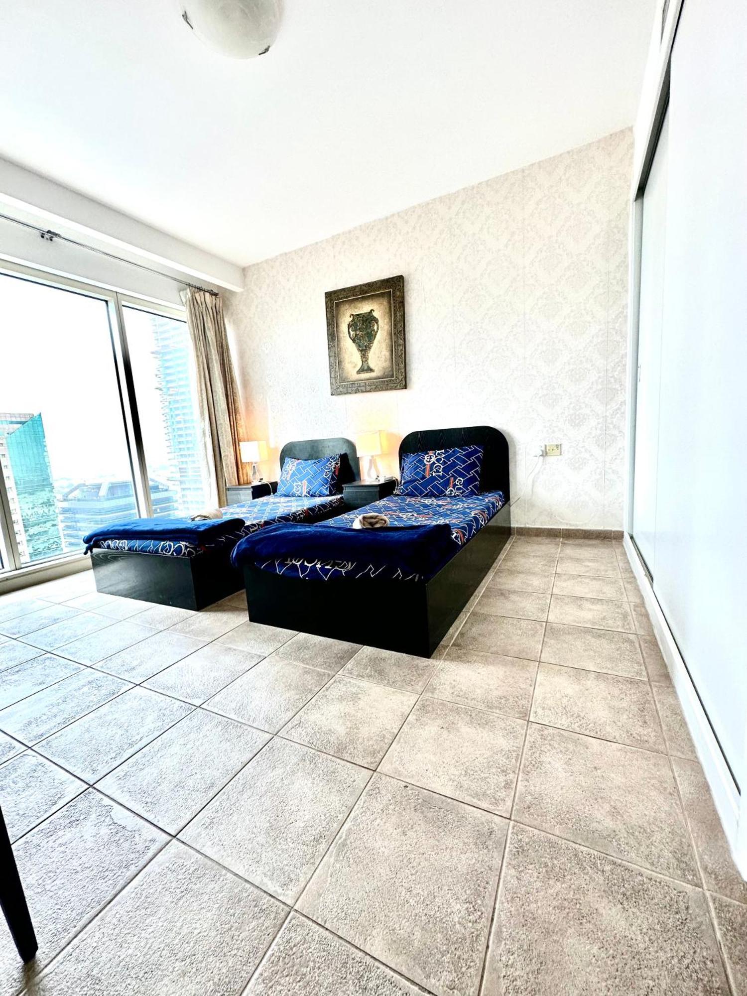 Ferienwohnung Travelers Backpackers Dubai Exterior foto